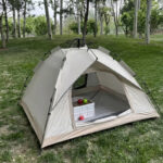 Lightweight waterproof white tent - Image 3